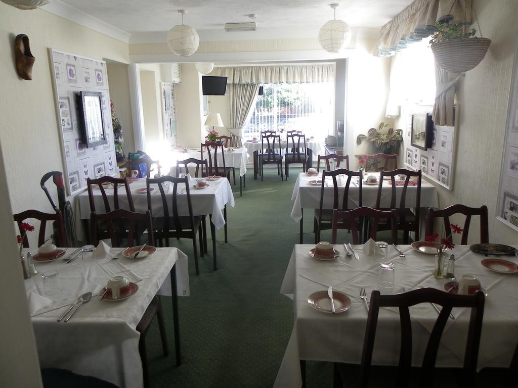 Monravon Guest House ホーリーヘッド エクステリア 写真